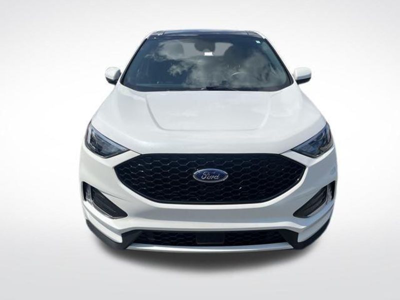 2022 Ford Edge ST Line