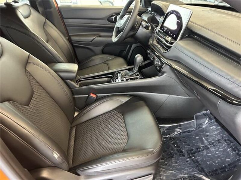 New 2026 Jeep Compass Latitude Altitude 4x4Image 8