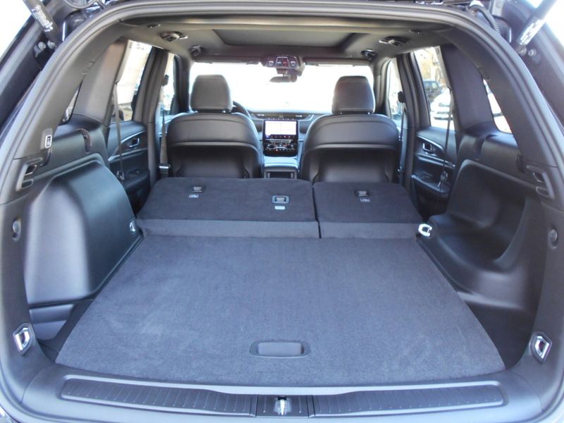 2025 Jeep Grand Cherokee Limited 4x4Image 14