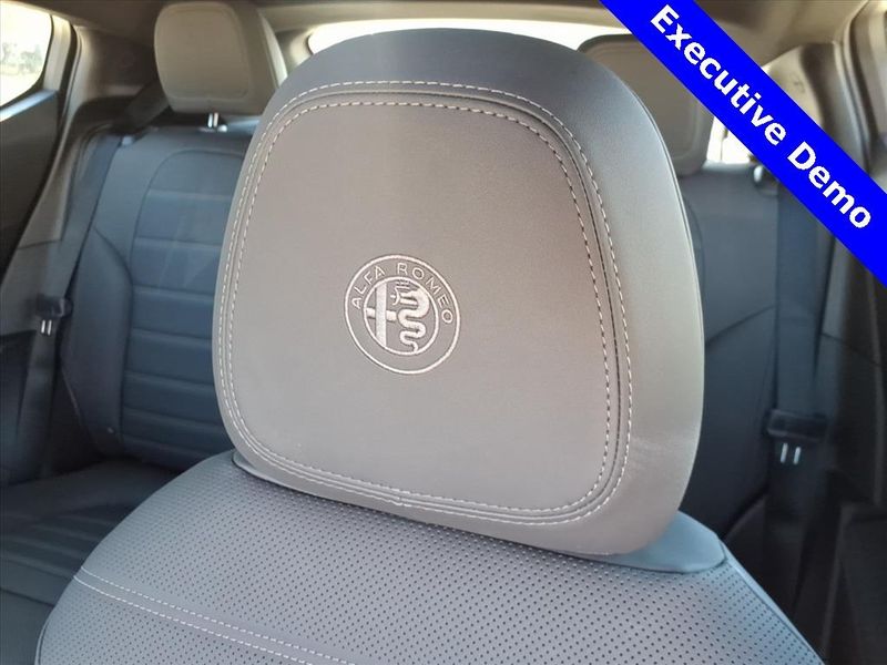 New 2025 Alfa Romeo Tonale AwdImage 15