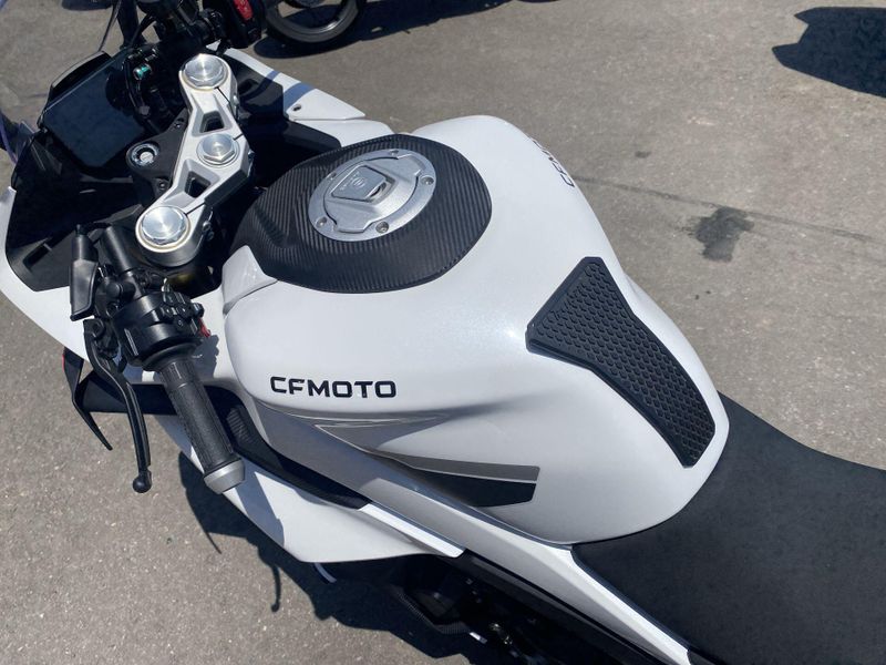 Used 2025 CFMOTO 450SS Image 17