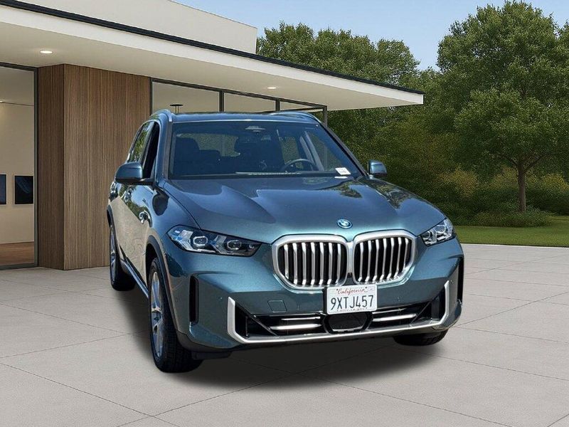 Used 2026 BMW X5 xDrive50eImage 5