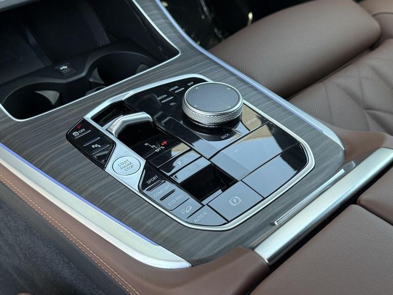 2025 BMW X5 xDrive40iImage 28
