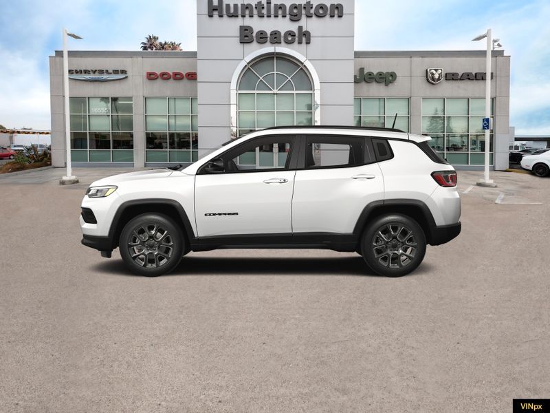 2025 Jeep Compass Latitude 4x4Image 3