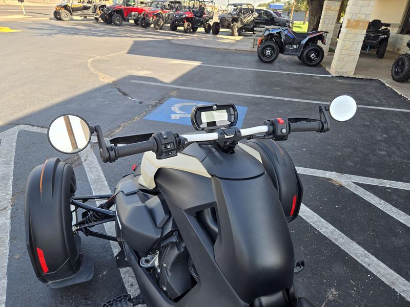 Used 2023 Can-Am RYKER RALLY 900 ACE Image 12