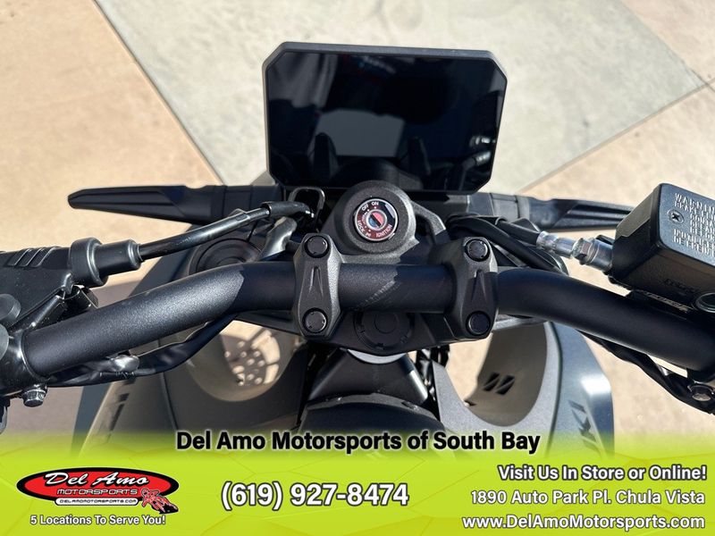 2024 Suzuki GSX800RQM4  in a BLACK exterior color. Del Amo Motorsports of South Bay (619) 547-1937 delamomotorsports.com 