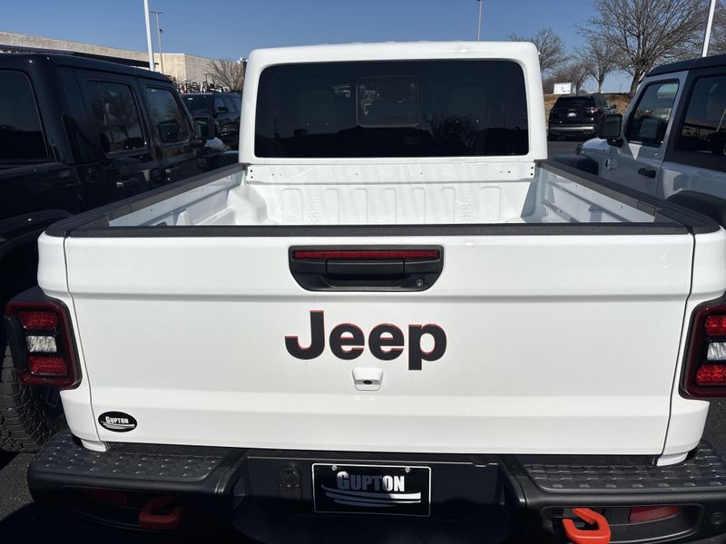 New 2026 Jeep Gladiator Mojave X 4x4Image 8