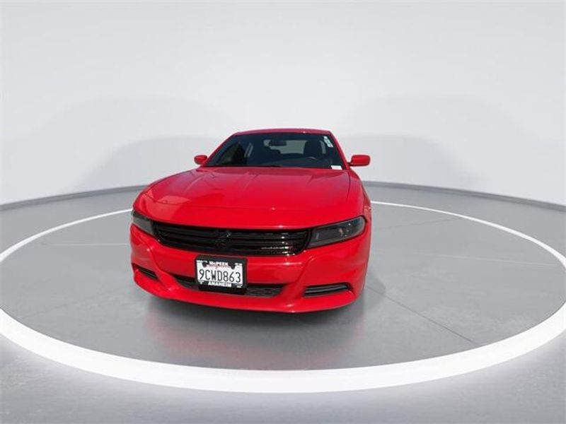 2022 Dodge Charger SXTImage 3