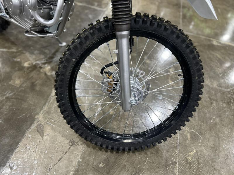 New 2026 Kawasaki KLX 140R F Image 12