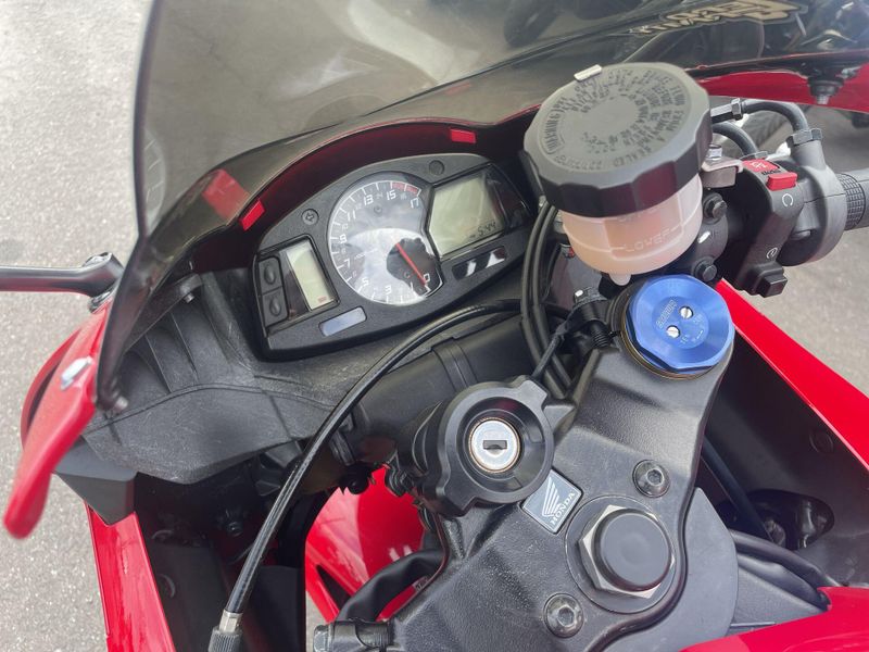 Used 2021 Honda CBR600RR Image 23