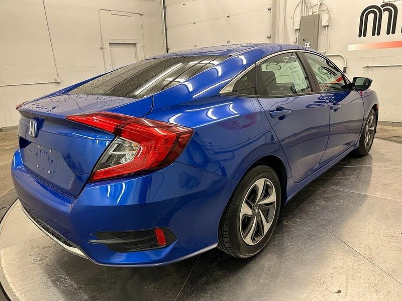 2019 Honda Civic LXImage 14