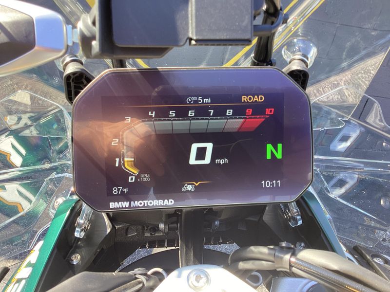New 2025 BMW R 1300 GS Adventure 