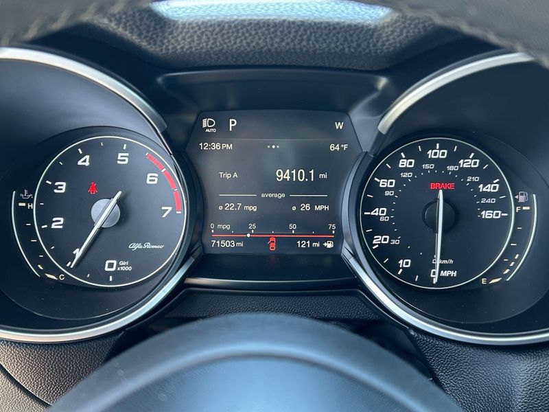 2019 Alfa Romeo Stelvio Image 29