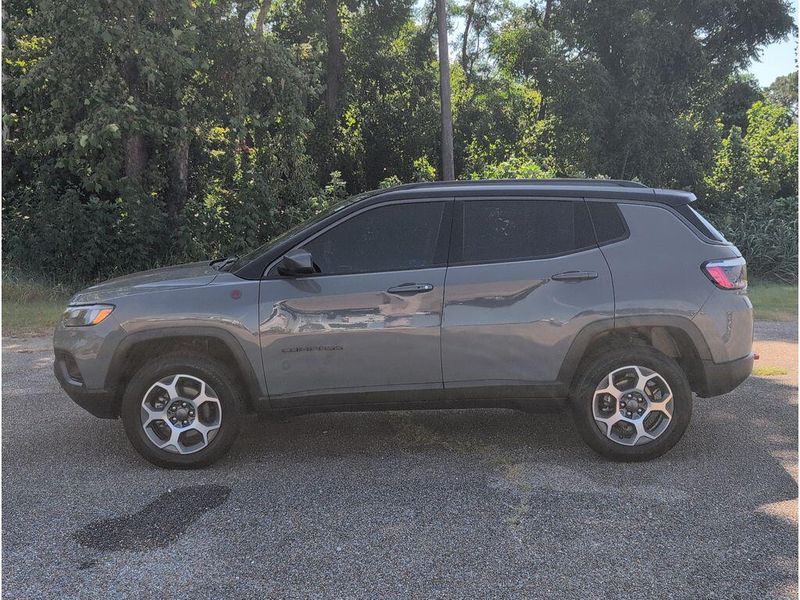 Used 2022 Jeep Compass TrailhawkImage 2