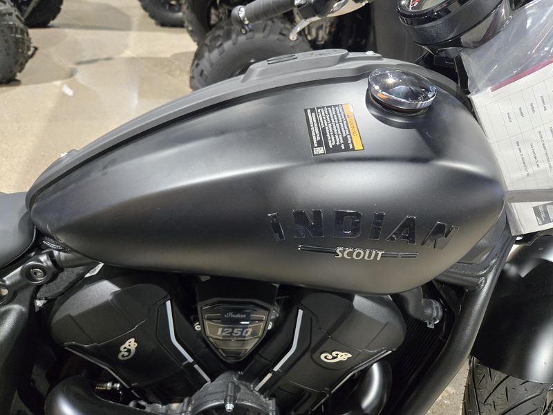 NEW 2025 INDIAN MOTORCYCLE SPORT SCOUT LIMITED Image 10