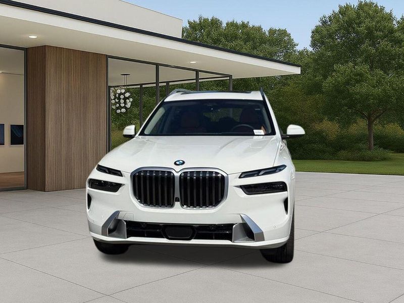 New 2026 BMW X7 xDrive40iImage 3