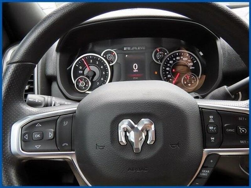 2025 RAM 2500 TradesmanImage 15