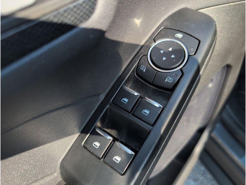 Used 2024 Ford Escape ST-LineImage 12