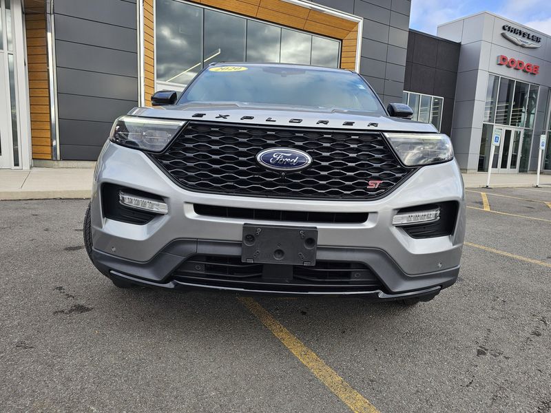 Used 2020 Ford Explorer STImage 2