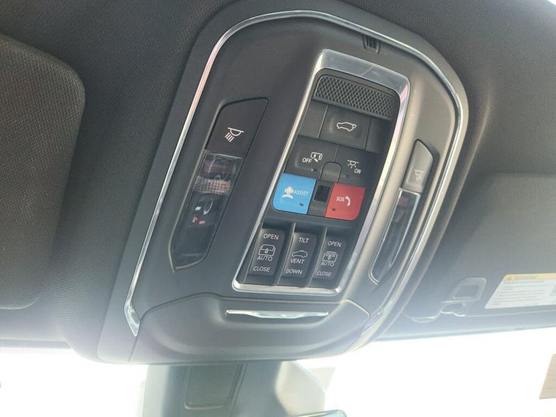 Used 2024 Jeep Grand Cherokee L Limited