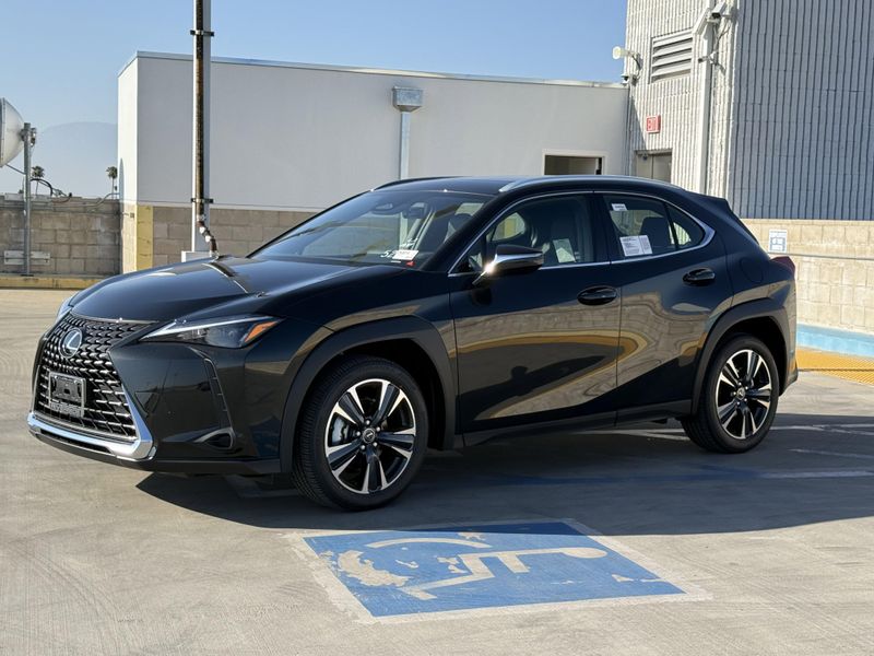 New 2026 Lexus UX 300hImage 7