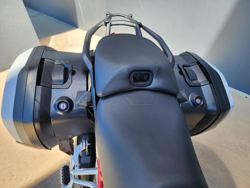 New 2024 Ducati MULTISTRADA V4 S TRAVEL & RADAR SPOKED WHEELS - DEMO Image 20