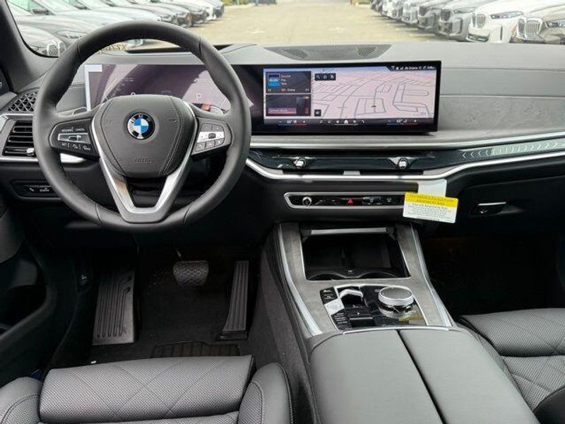 New 2026 BMW X5 sDrive40iImage 26