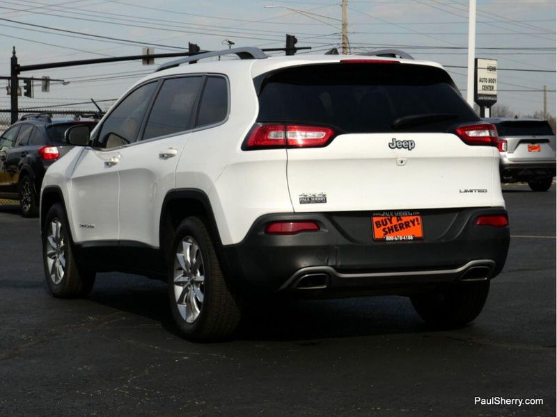 2016 Jeep Cherokee LimitedImage 10