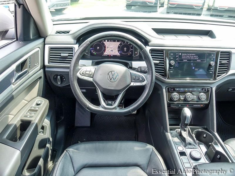 2022 Volkswagen Atlas V6 SEL Premium R-Line photo 12