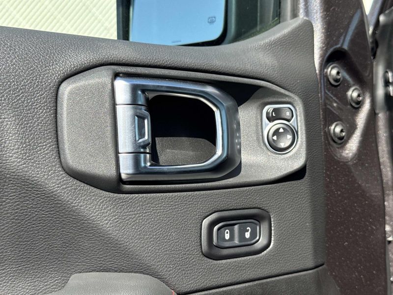 New 2026 Jeep Wrangler 4-door Rubicon X