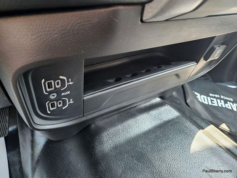 New 2024 RAM 5500 Tradesman Chassis Crew Cab 4x4 84