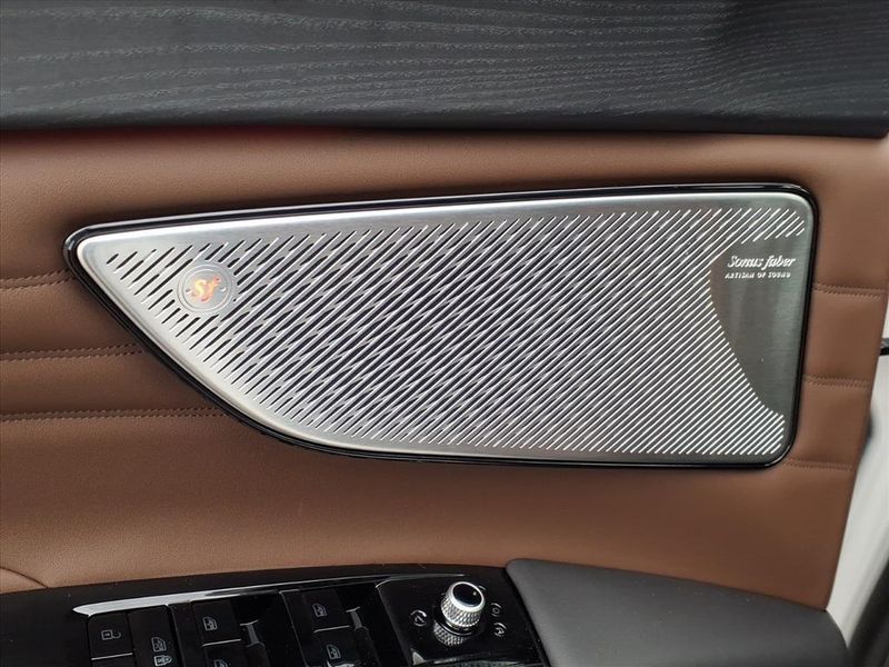 New 2026 Maserati Grecale ModenaImage 17