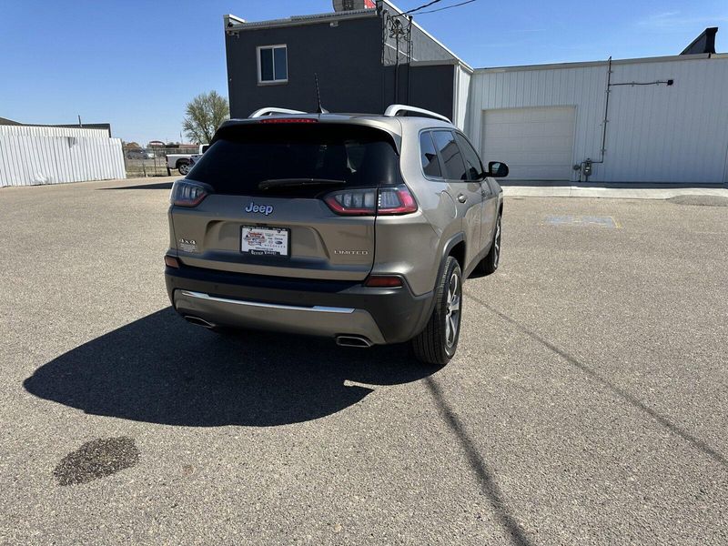 2020 Jeep Cherokee LimitedImage 8