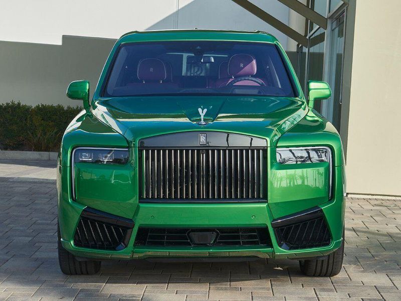 New 2026 Rolls-Royce Cullinan Black BadgeImage 7