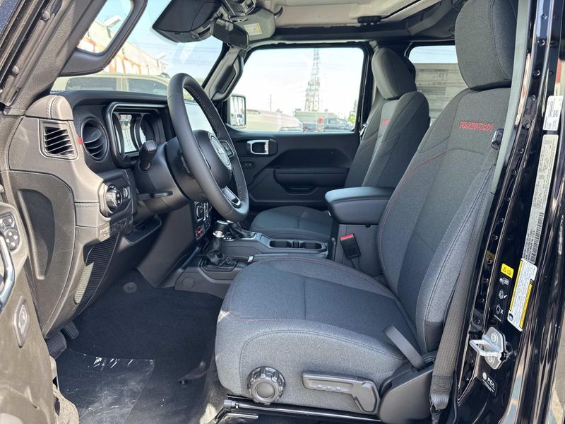 New 2026 Jeep Gladiator Rubicon 4x4