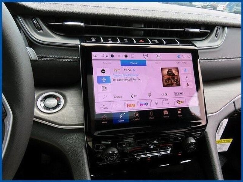 New 2025 Jeep Grand Cherokee LimitedImage 16
