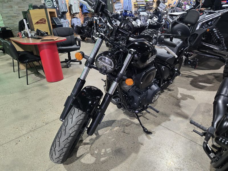 USED 2024 INDIAN MOTORCYCLE CHIEF BLACK METALLIC 49ST BASE Image 3