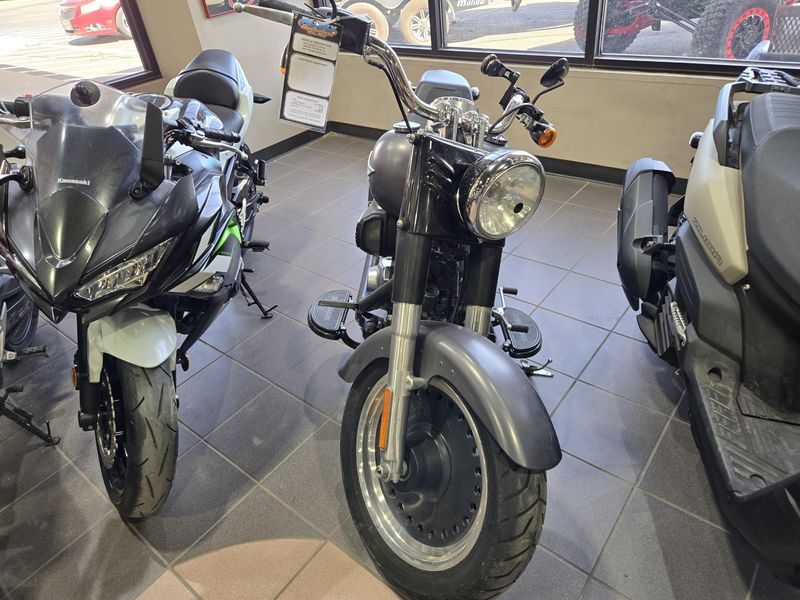 2016 HARLEY SOFTAIL FATBOY BLACK Image 4