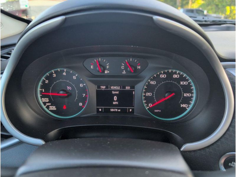 Used 2024 Chevrolet Malibu LTImage 21