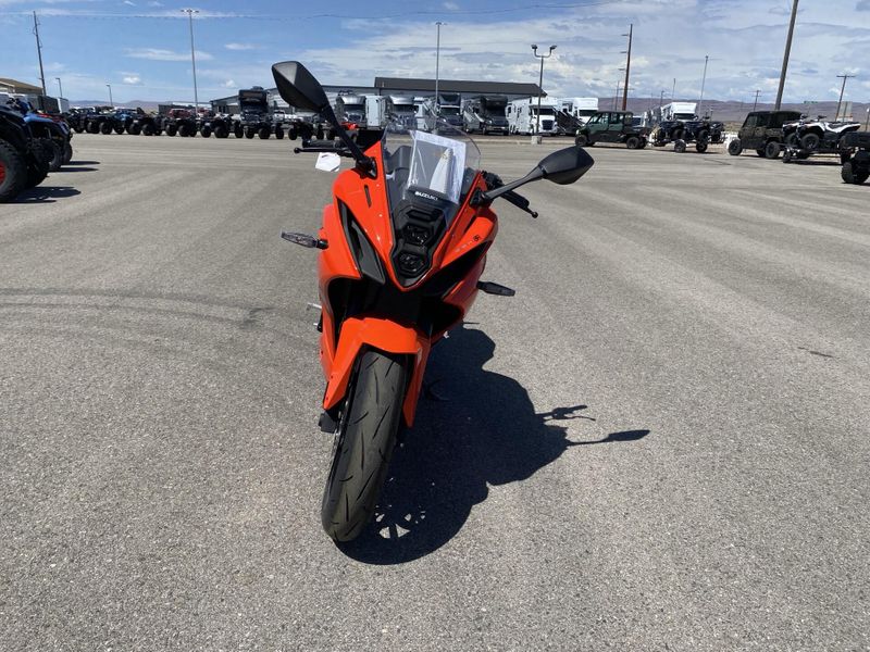 New 2026 Suzuki GSX 8R 