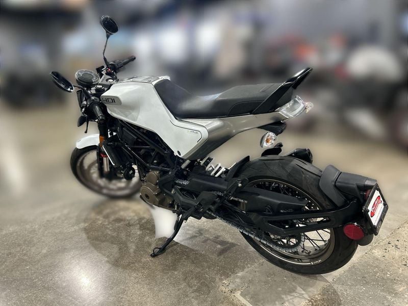 Used 2022 Husqvarna VITPILEN 401 Image 15