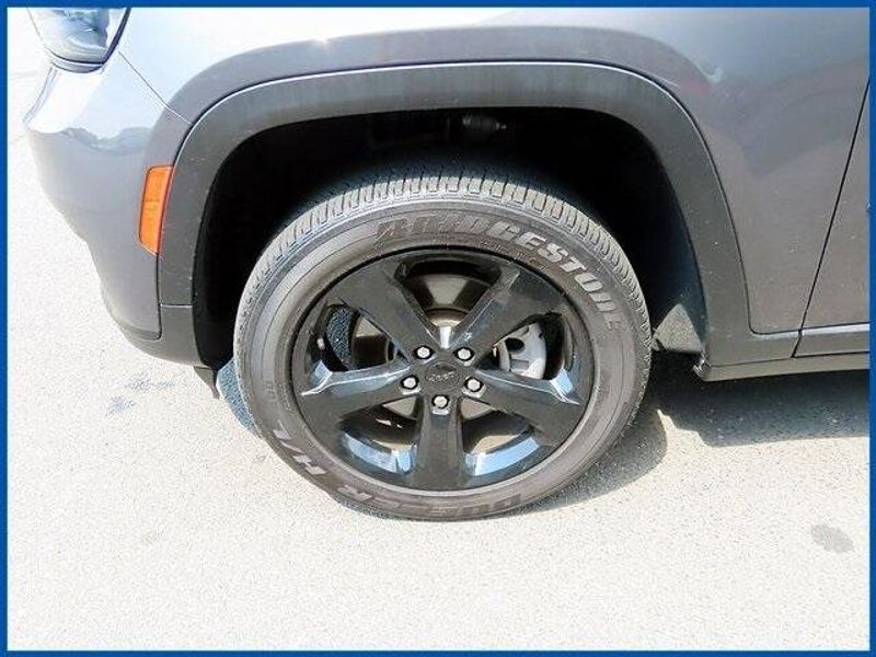 2024 Jeep Grand Cherokee L Altitude XImage 4