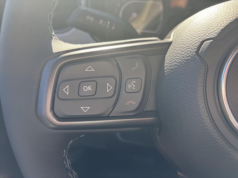 New 2026 Jeep Wrangler 4-door Sport SImage 26