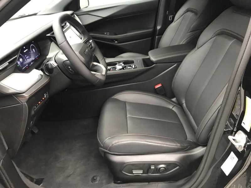 New 2026 Jeep Cherokee Limited 4x4Image 4