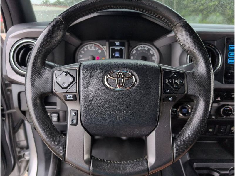 Used 2017 Toyota Tacoma TRD Off RoadImage 21