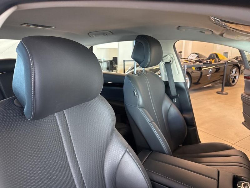 2023 Genesis G80 2.5T