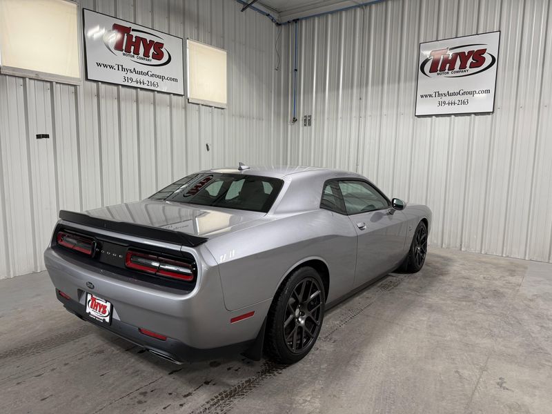 Used 2016 Dodge Challenger 392 Hemi Scat Pack ShakerImage 3