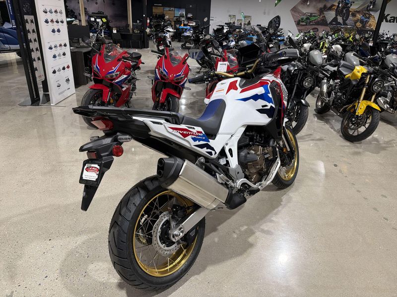 New 2026 Honda AFRICA TWIN ADV SP ES DCT Image 17