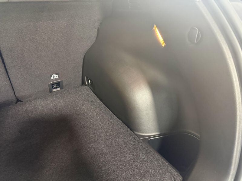 Used 2024 Jeep Compass TrailhawkImage 9