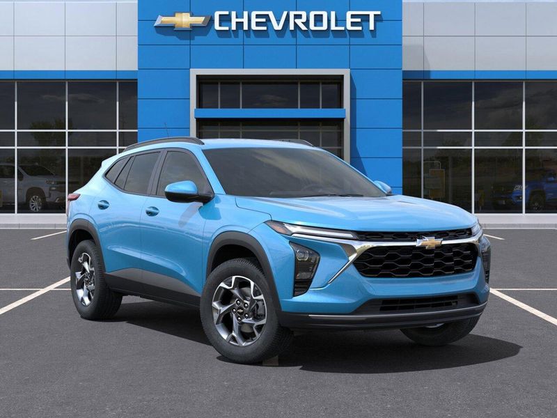 2025 Chevrolet Trax LTImage 7